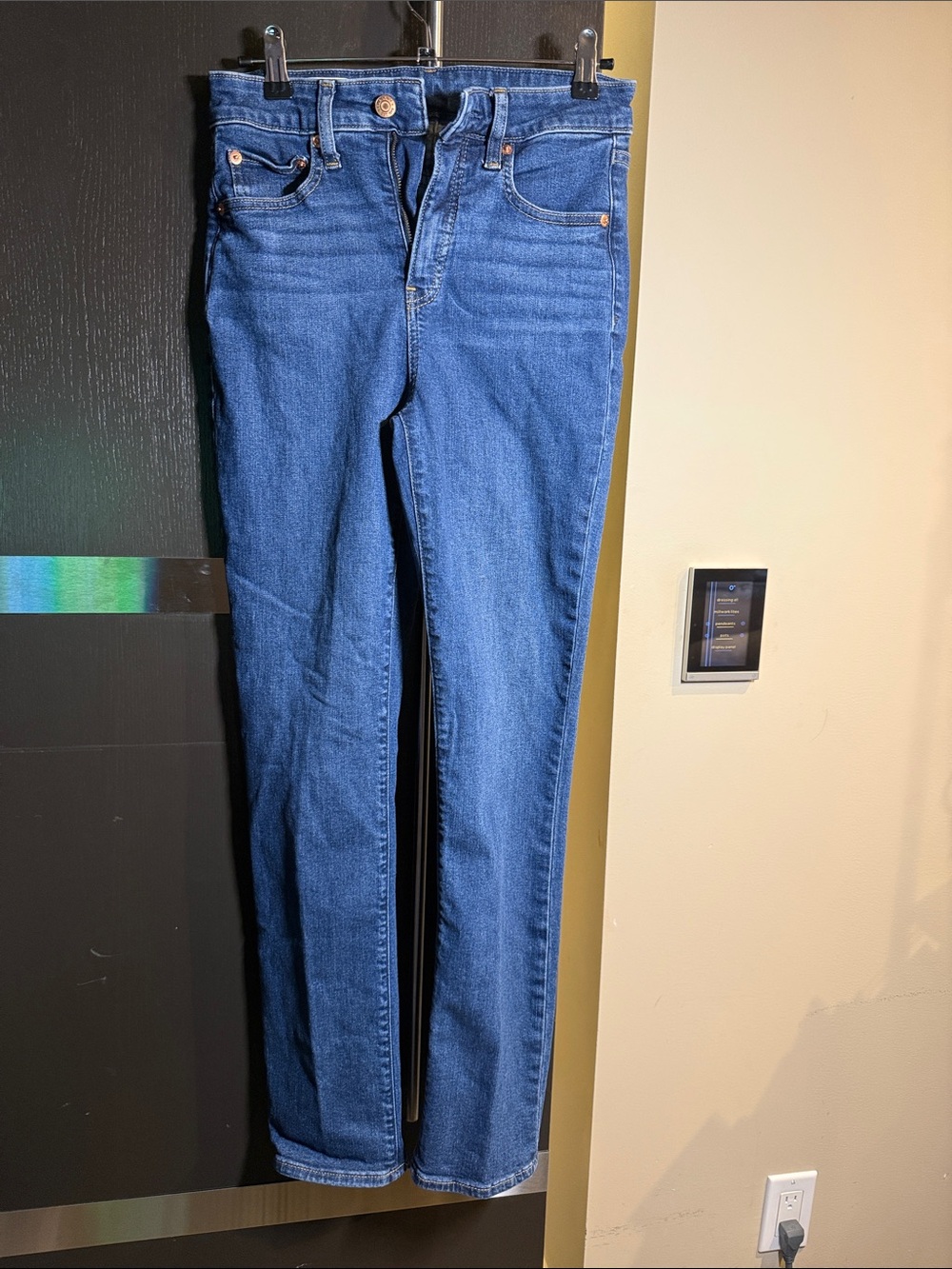 GAP Women's Dark Blue Skinny Jeans-like new